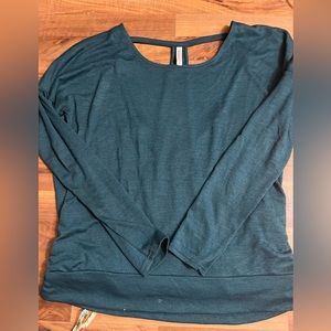 Sz lg open back yoga style Sweater